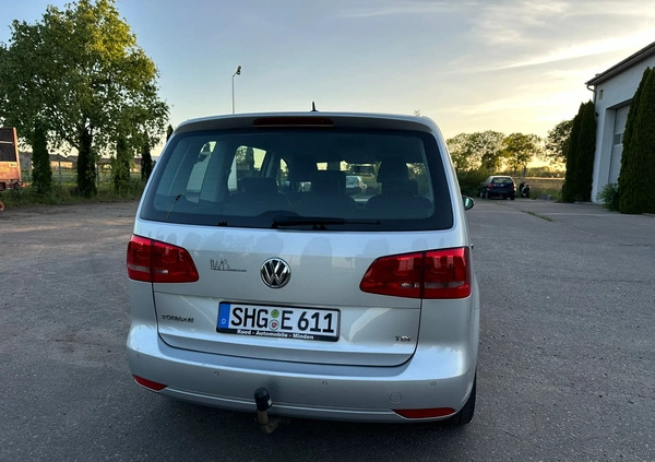 Volkswagen Touran cena 25500 przebieg: 176000, rok produkcji 2011 z Turek małe 596